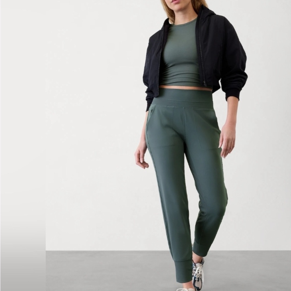 Athleta Forest Green Jogger Pants Small